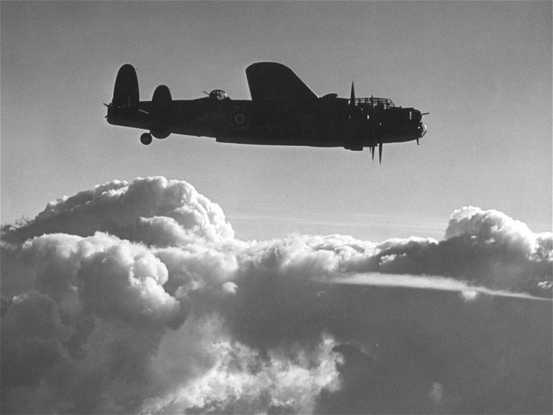 Avro Lancaster II (LL689 KO-P) on a mission to Berlin on 1944-02-16