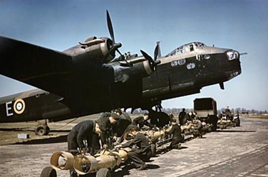 Sister of O'Hara (Stirling Mk.I - BF353) visits crash location