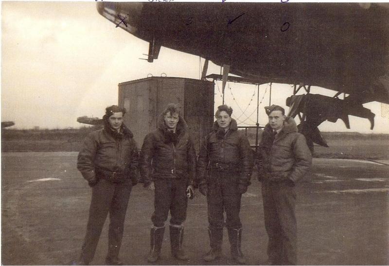 Short Stirling I (N6123 AA-Q) on a mission to Frisian Islands on 1943-03-04