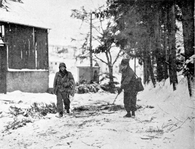 90 Infantry Division (USA) hold the line Oberwampach