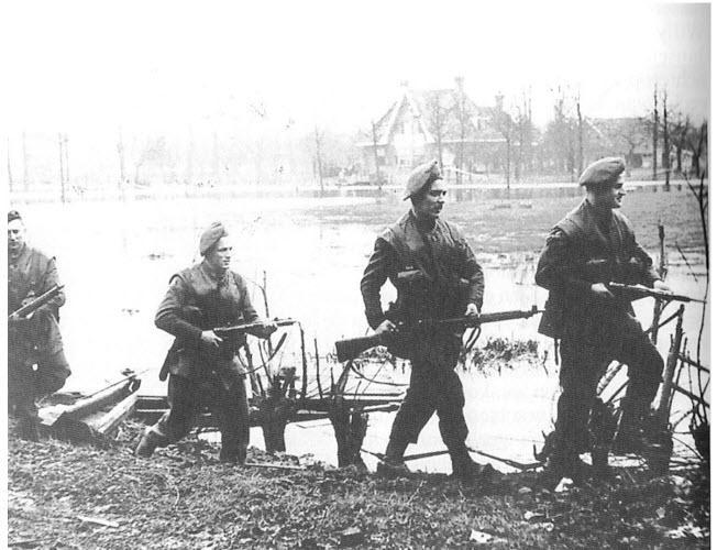XXX Corps joined the Polish parachutists