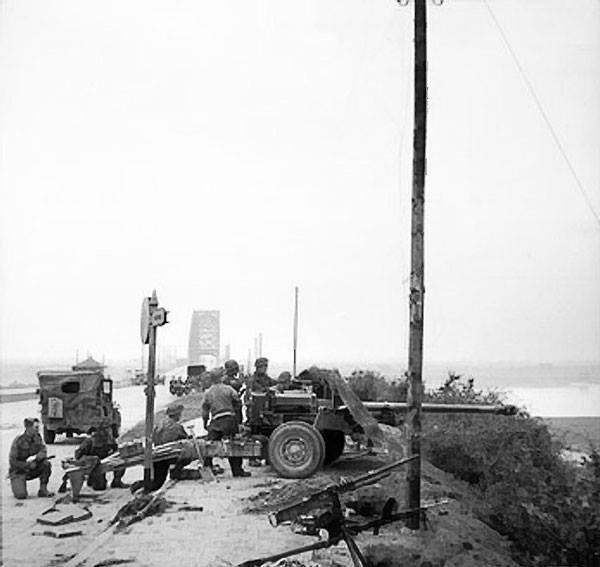 21 Anti-Tank Regiment, British Guards Armoured Division, guarding Nijmegen Bridge
