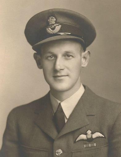 The 105 Sqdn left from Marham at 1943-11-24 at 17:49. Loc or duty Leverkusen