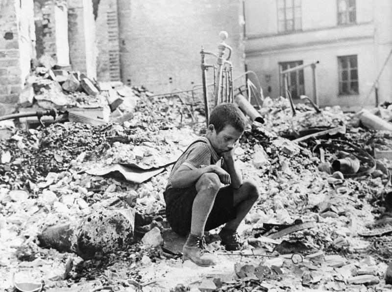 Warsaw surrenders
