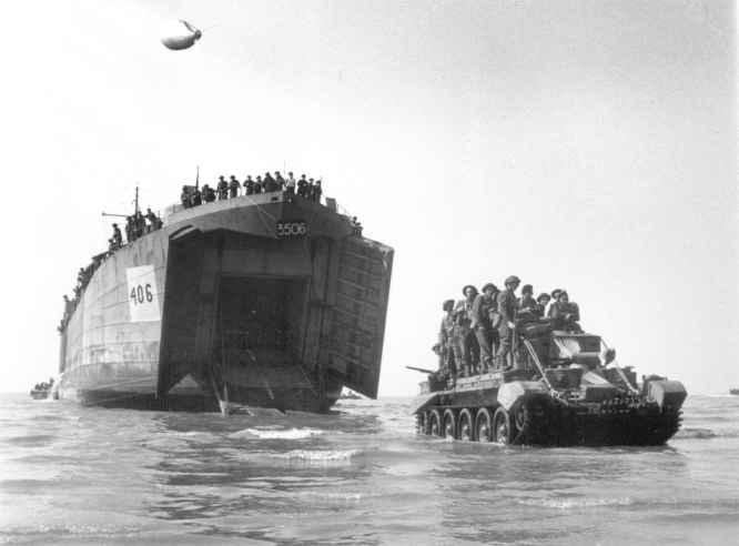 1st Belgian Infantry Brigade (Piron) embark at Tilbury