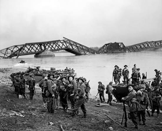 1 Cheshire Regiment crossing the Rhine