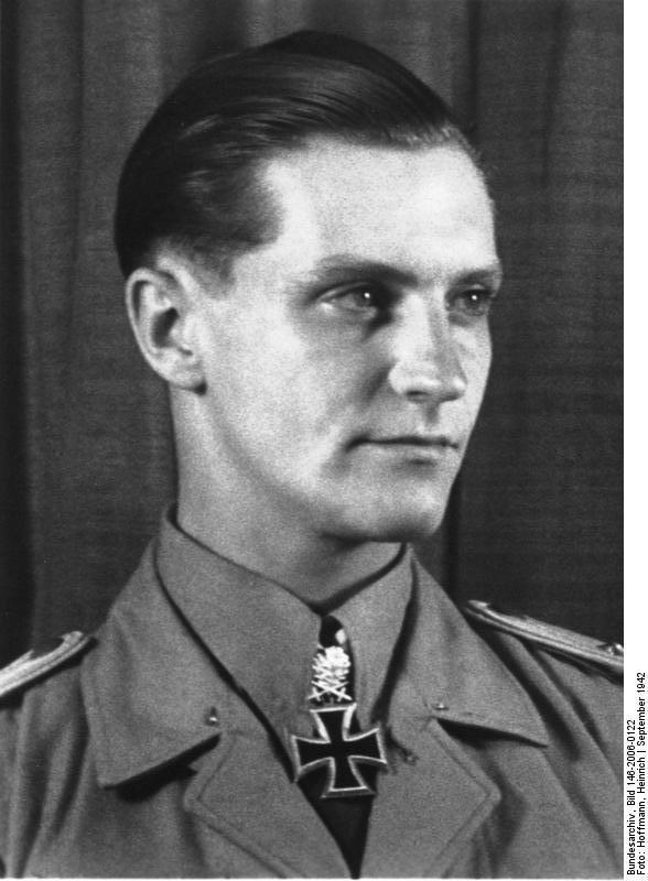 On Wed. 01 Nov 1939 Hans-Joachim Marseille reported to Jagdfliegerschule 5