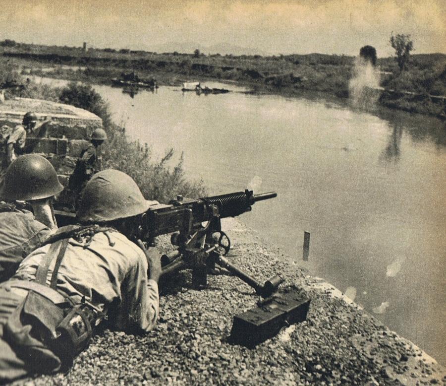 On Wed. 04 Oct 1939 Chinese troops captured Miluo and Xinshi