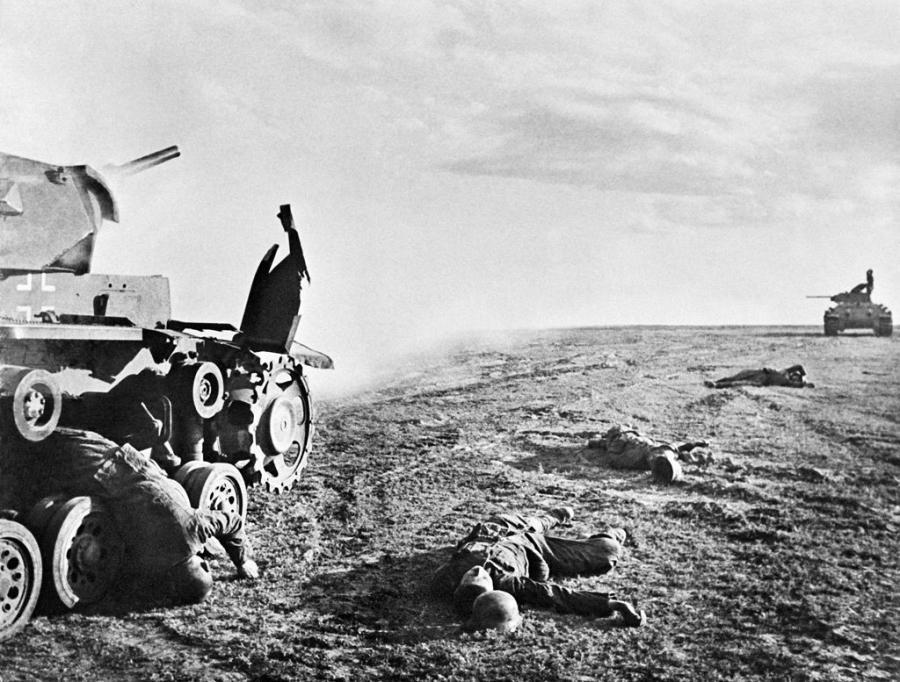 Tank fight near Stalingrad, killed German tankers