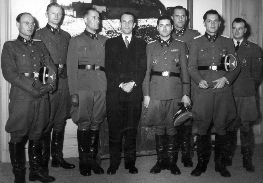 Mathys, head of the Rex movement, with staff officers of the SS