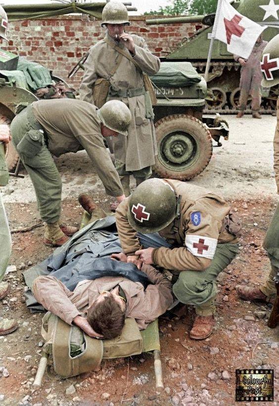 8 Medical Battalion (USA) in La Haye du Puits