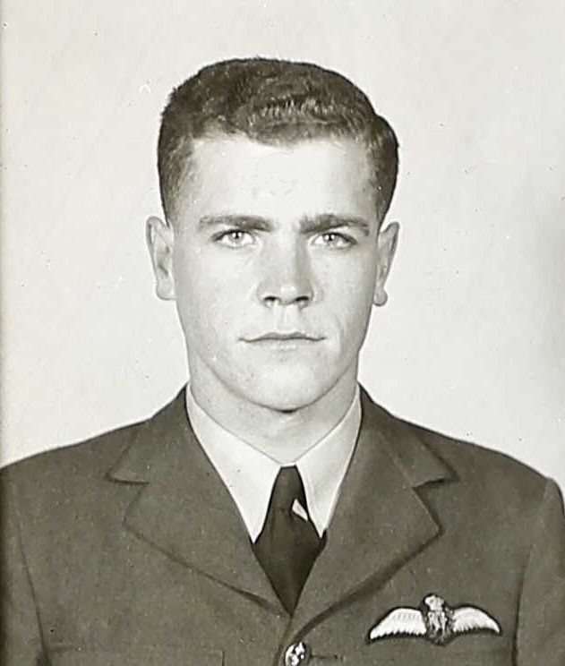 Flight of Typhoon Ib MN426 and Flying Officer W H Morrison on 1944-08-15