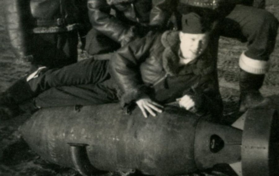 Flight of Typhoon Ib RB397 and Flying Officer P G Macklem on 1945-01-25