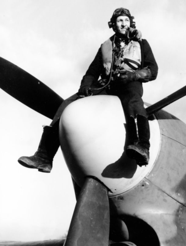Flight of Typhoon Ib MP131 and Flying Officer N E Dawber on 1944-11-18