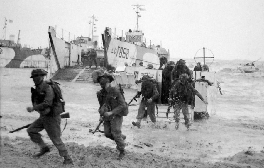 44 Royal Tank Regiment landed on Gold Beach