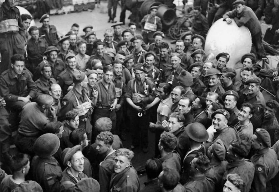 1944-06-05 Embarking for Normandy | Troops to Normandy