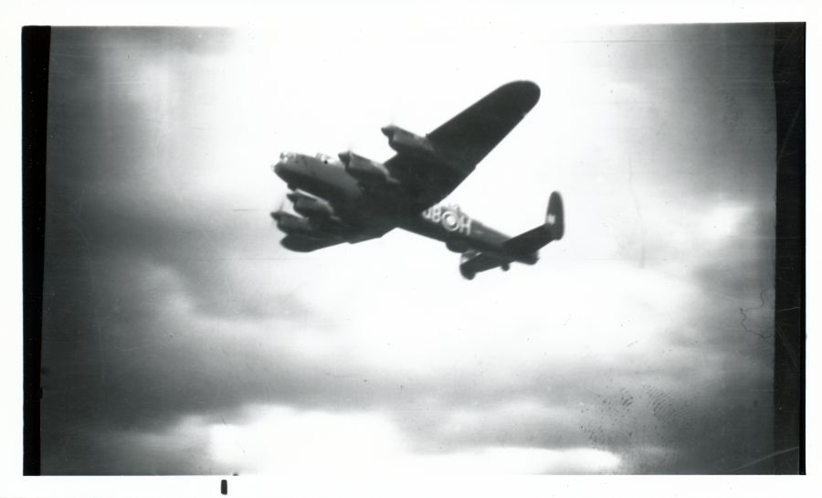 Lancaster Mk.I - ED357 - PH-S crashed in Dronten on 12-06-1943 (SGLO ref: T2424)