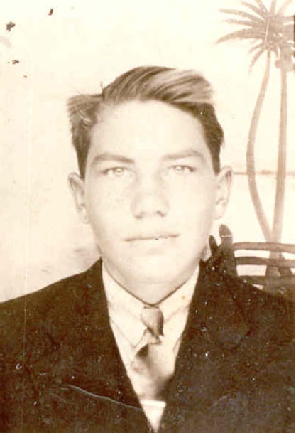 Private First Class Bashaw Kenneth E (Service #: 32854860) died on 1944-08-28