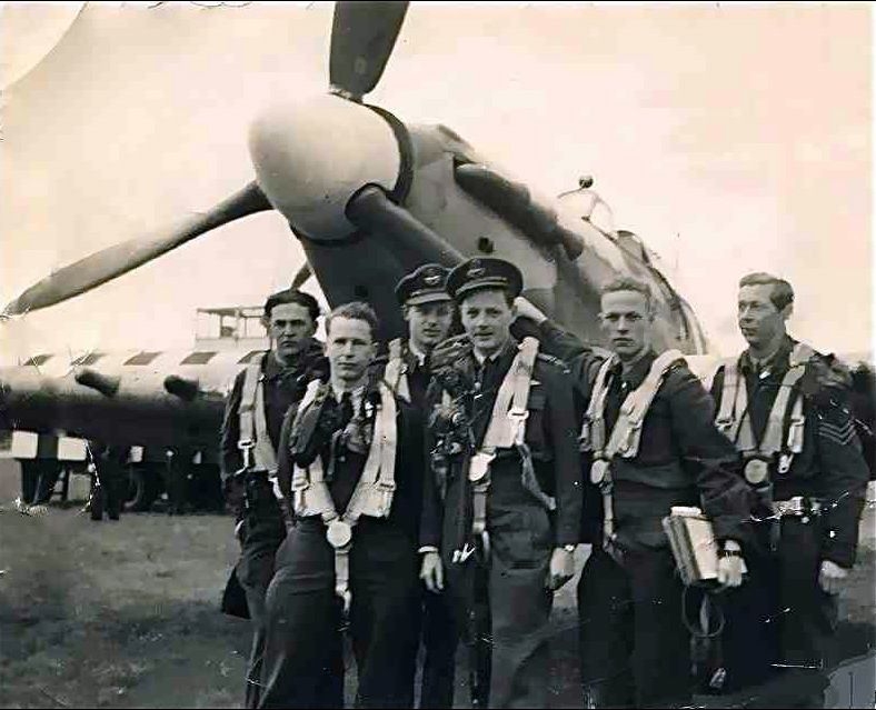 Handley Page Halifax VII (NP711 EQ-O) crashed on 1945-02-22