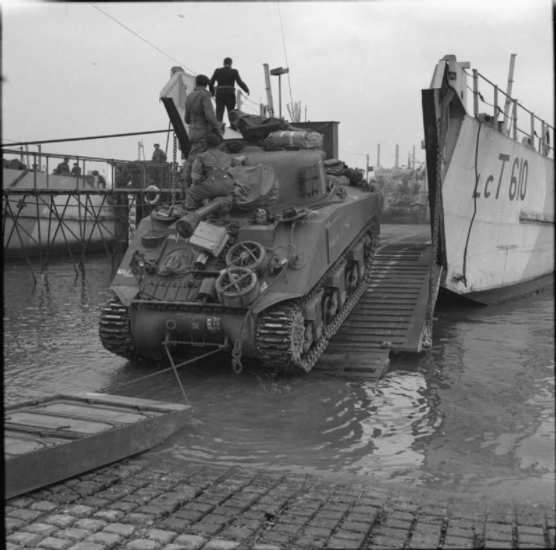 13th/18th Royal Hussars at Gosport