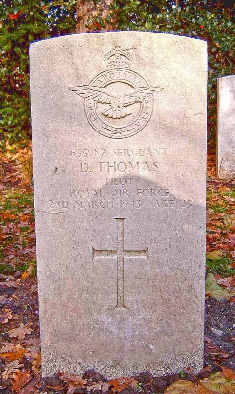 Avro Lancaster III (ED423 VN-N) lost at Ridderkerk (Pruimendijk) on 02-03-1943 (SGLO ref: T2080)