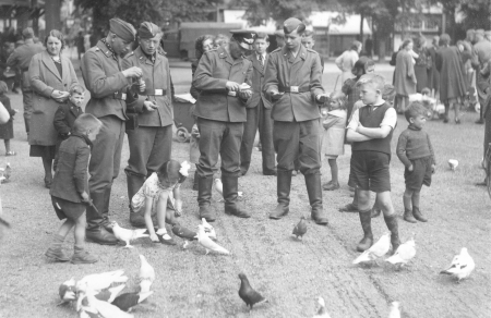 53rd (Welsh) Infantry Division (UK) fought to release 's-Hertogenbosch day 1
