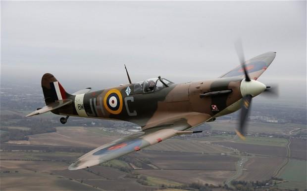 AEAF Spitfires reconnaissance between Vlieland and Terschelling 44-6-9