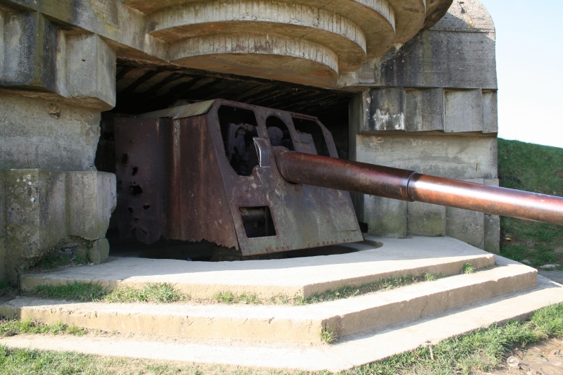 Longues-sur-Mer battery