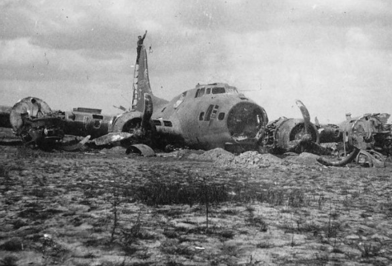 B-17G-20-DL - #42-37950 7D-D - "Dinah Might" lost at Noordoostpolder Kavel J107 (10.5 km E Urk) on 10-02-1944