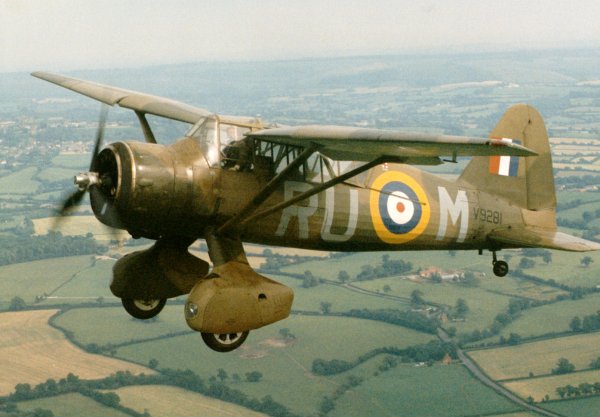Flight of Lysander  N1258 and unknown rank  unknown name on 1940-07-04