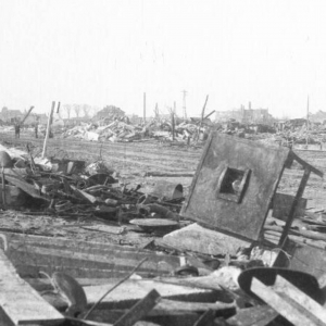 Honderden slachtoffers bij bombardement op Breskens