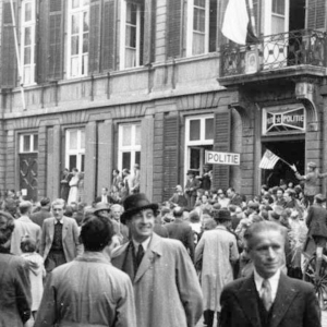 Maastricht is bevrijd, bevolking viert feest