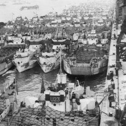8 Hussars landed in Arromanche